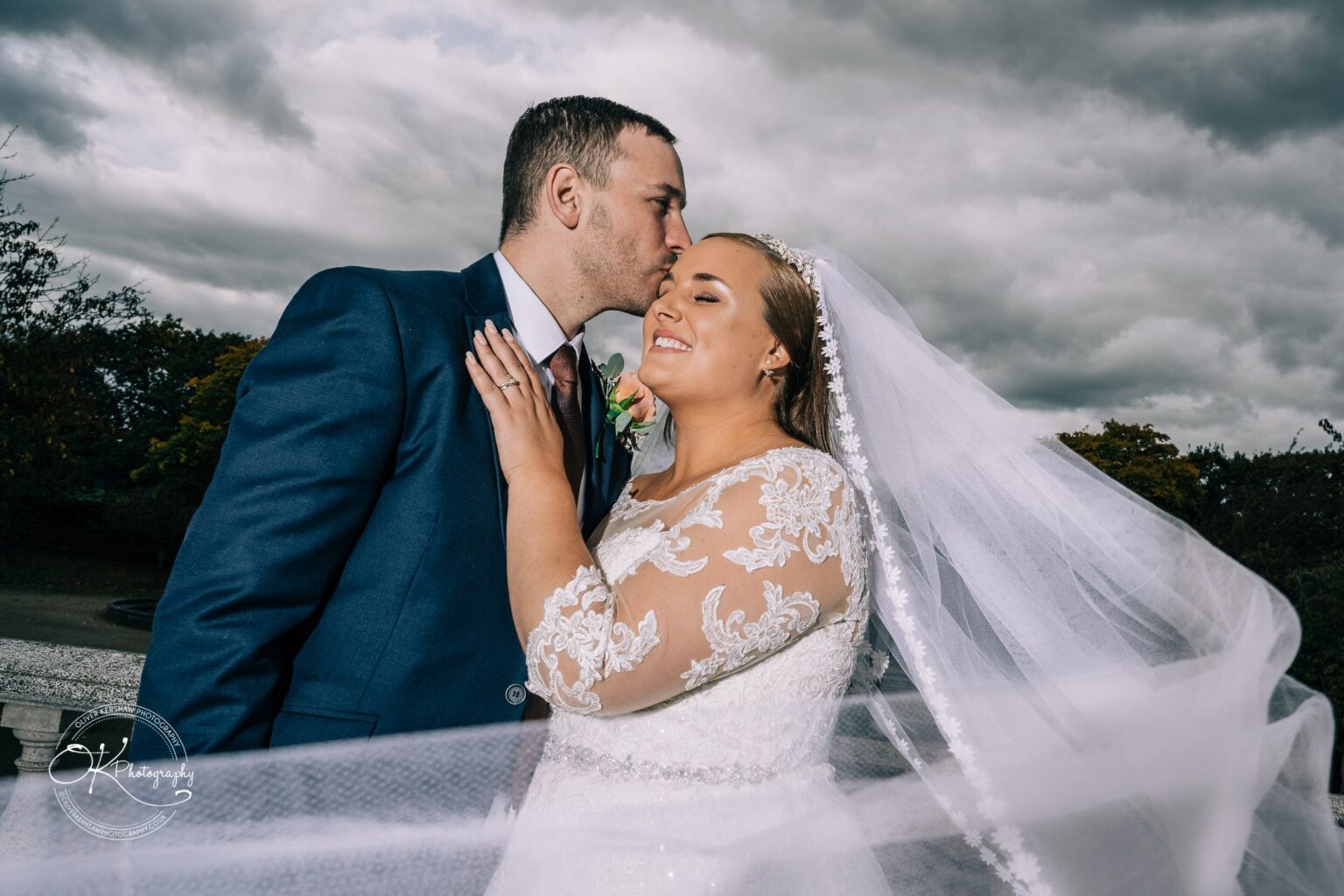 Wedding-photography-The-Embankment-By-Oliver-Kershaw-Photography-134857