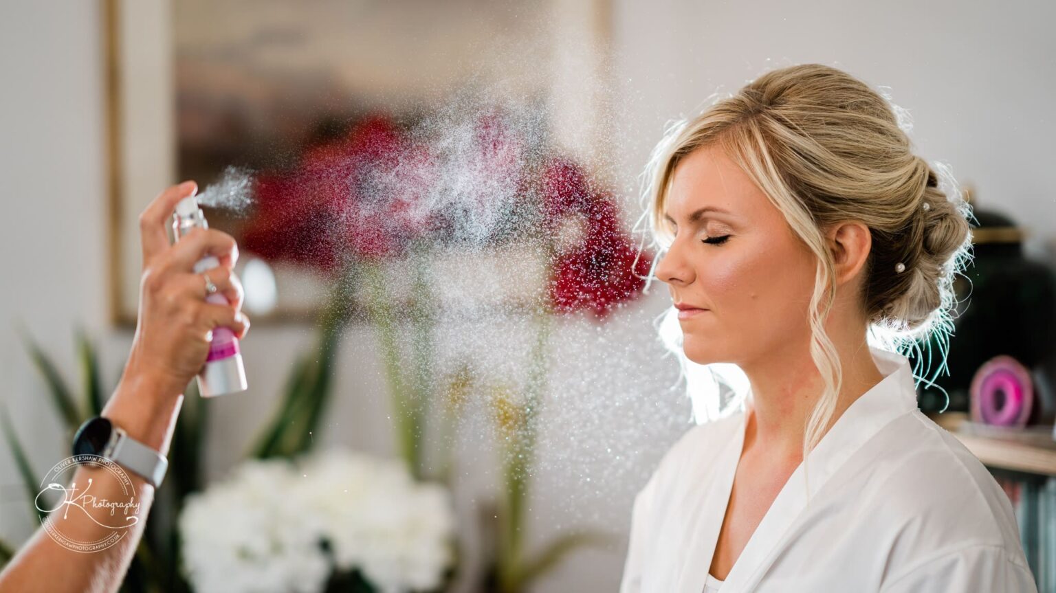 Bridal make up setting Bridal make up setting