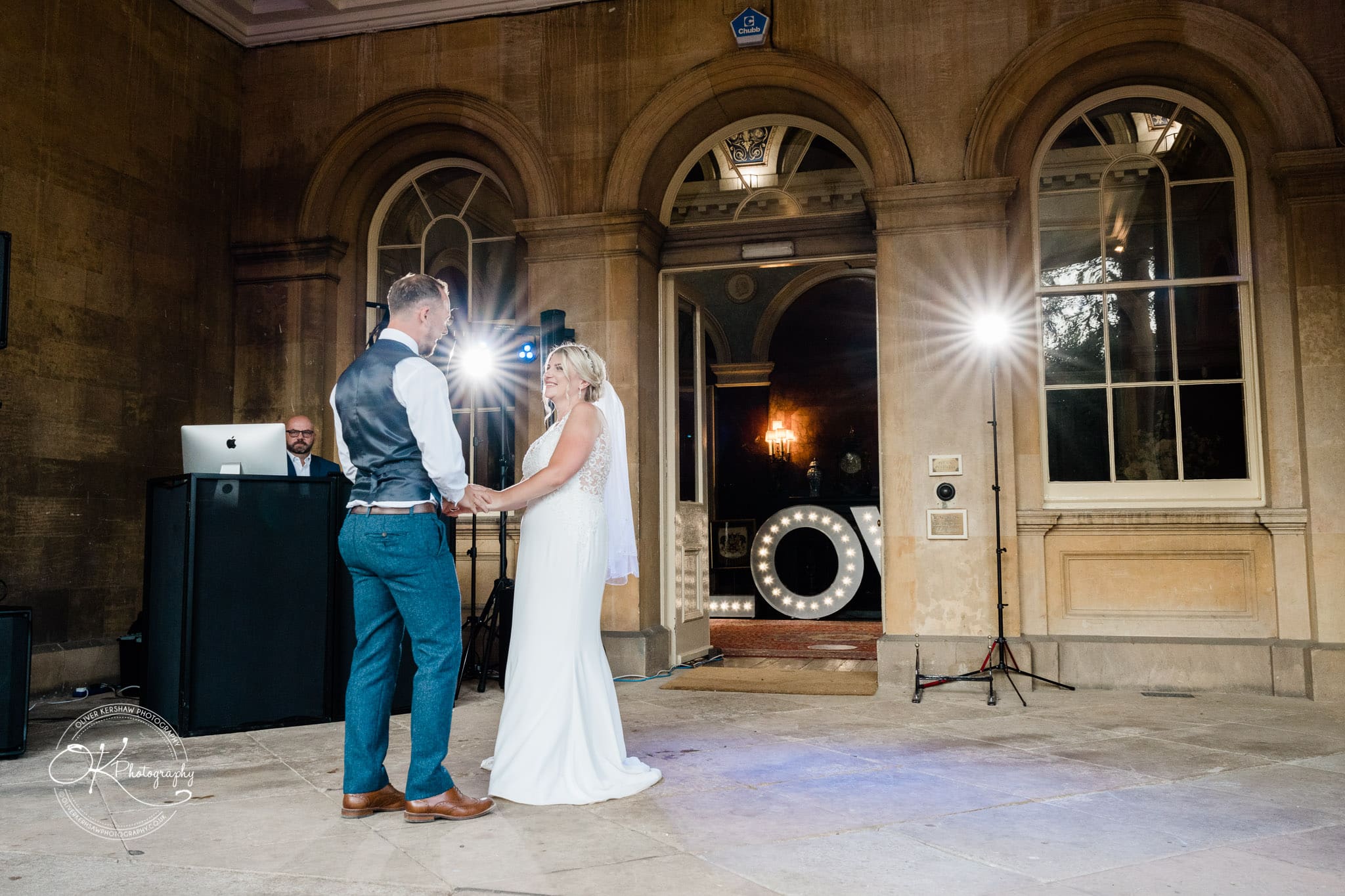 Affordable Leicester wedding photographer