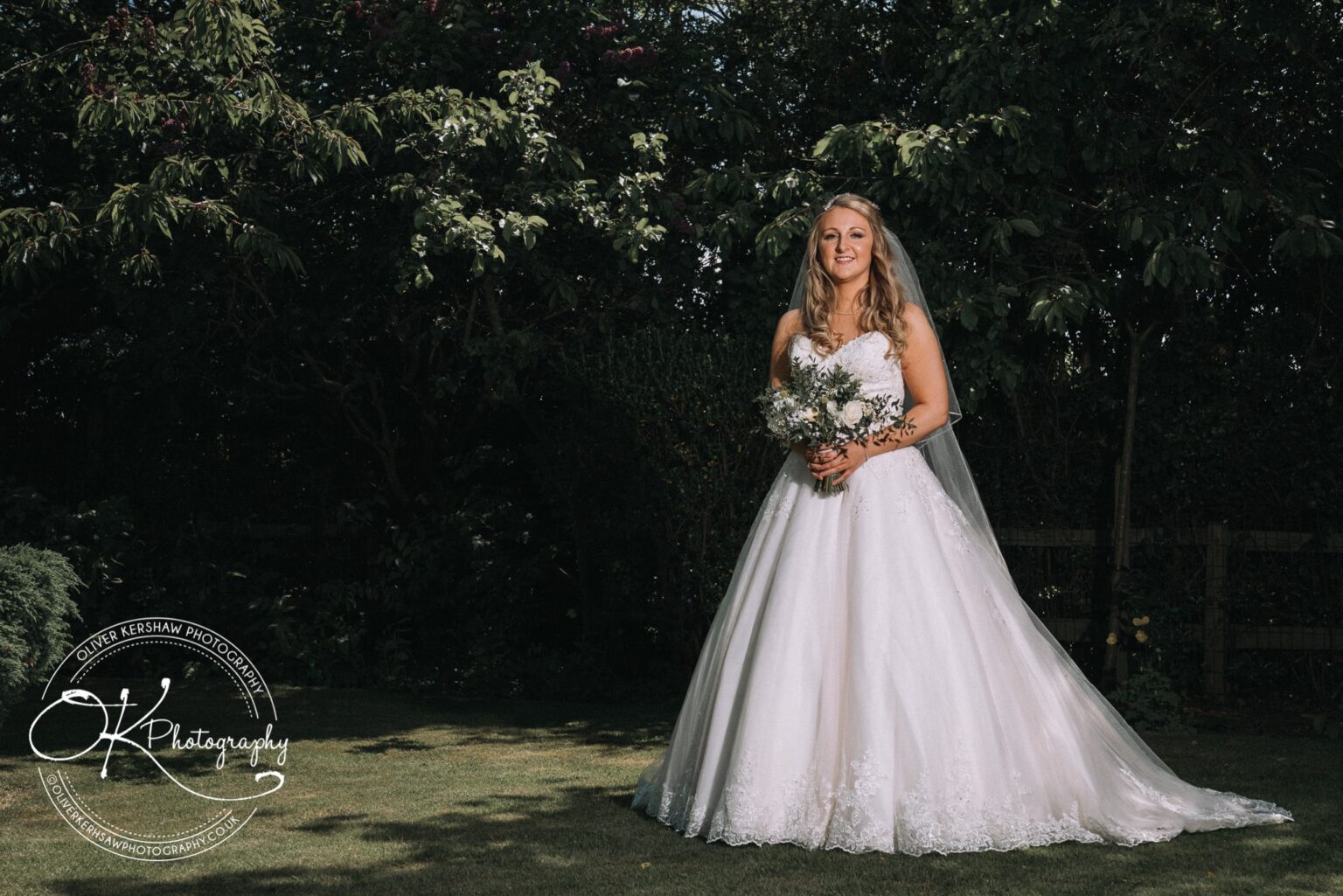 Royal Arms Wedding Photography Royal Arms Wedding Photography