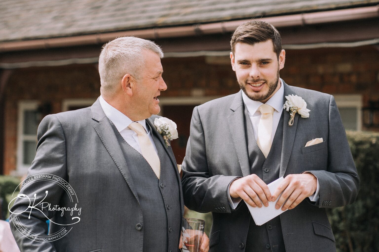 Royal Arms Wedding Photography Royal Arms Wedding Photography