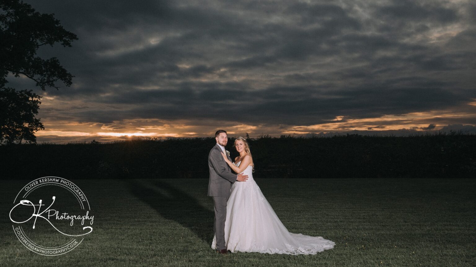 Royal Arms Wedding Photography Royal Arms Wedding Photography