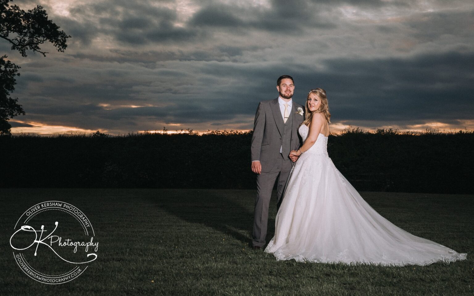 Royal Arms Wedding Photography Royal Arms Wedding Photography