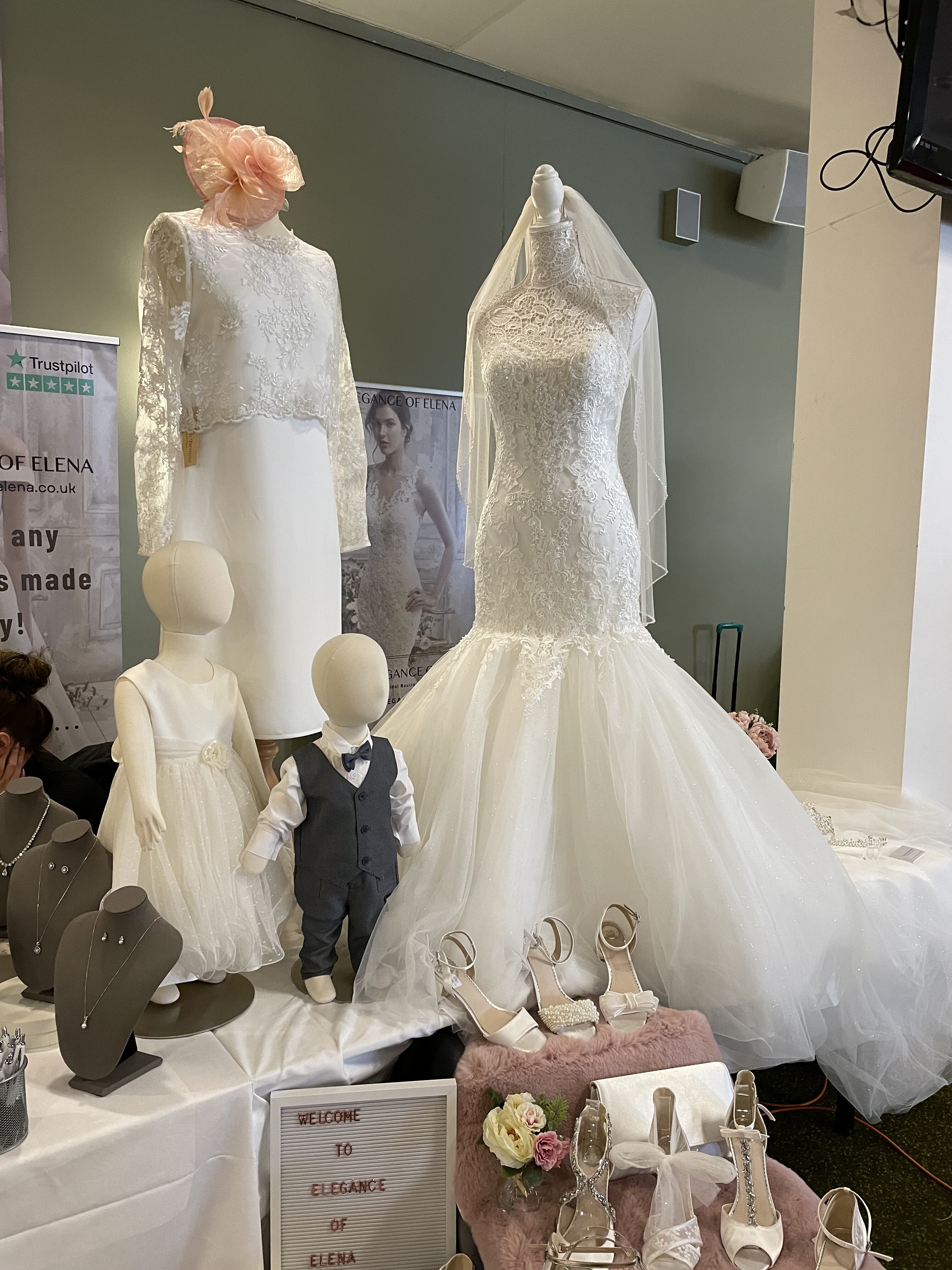 Bridal boutique Wedding Venues & Vendors